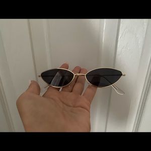 Small Cat Eye Sunglasses